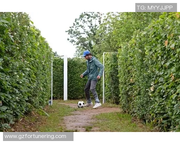 为热爱足球的男生挑选最合适的礼物推荐清单与创意点子